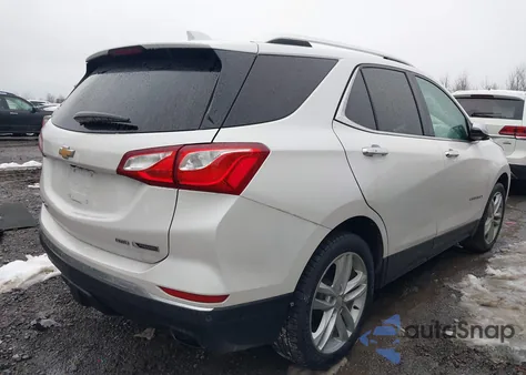 2018 Chevrolet Equinox Premier z USA, uszkodzony, nr VIN 2GNAXWEXXJ6242660